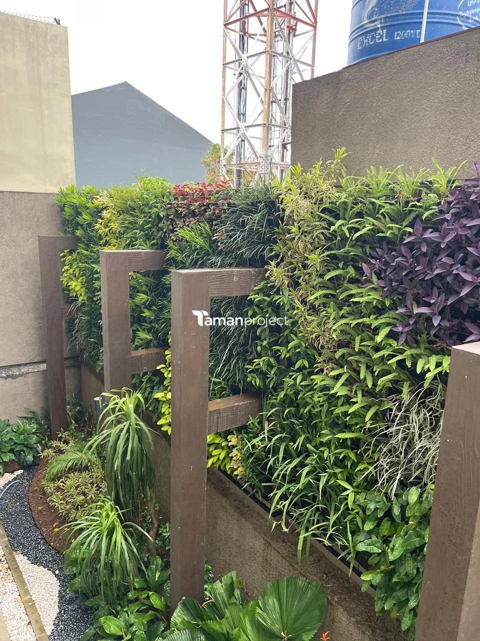 vertical garden the home srengseng